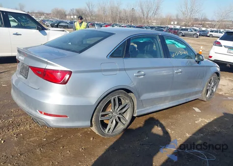 2015 Audi S3 2.0T Premium Plus z USA, uszkodzony, nr VIN WAUBFGFF9F1098554